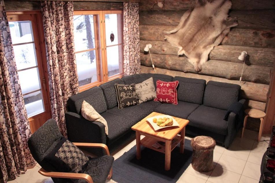 Lost Inn Cabins Akaslompolo Room photo