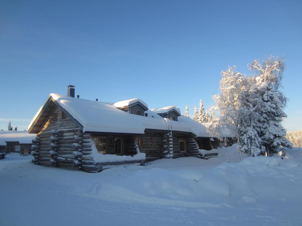 Lost Inn Cabins Akaslompolo Exterior photo