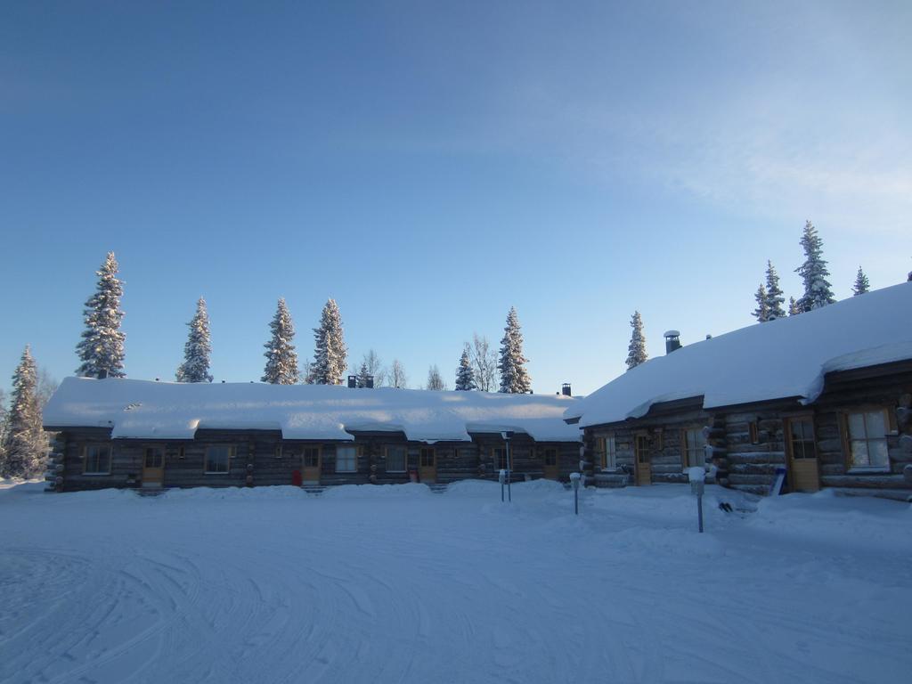 Lost Inn Cabins Akaslompolo Exterior photo